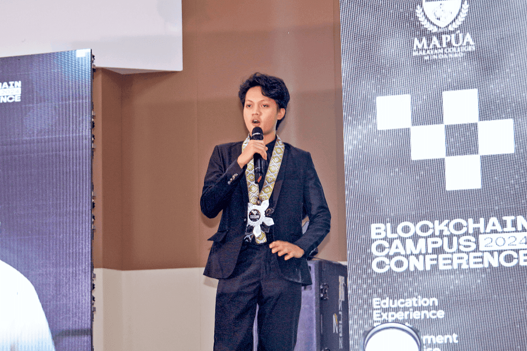 BCC 2024 hackathon participants collaborating